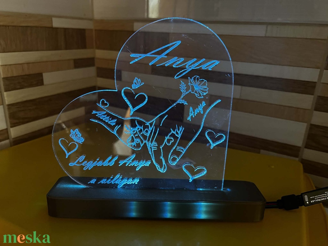 Személyre Szabott 3D Éjszakai Fény � Anyáknak és Mamáknak (Akár 6 névvel) - otthon & életmód - dekoráció - asztal és polc dekoráció - asztaldísz - Meska.hu