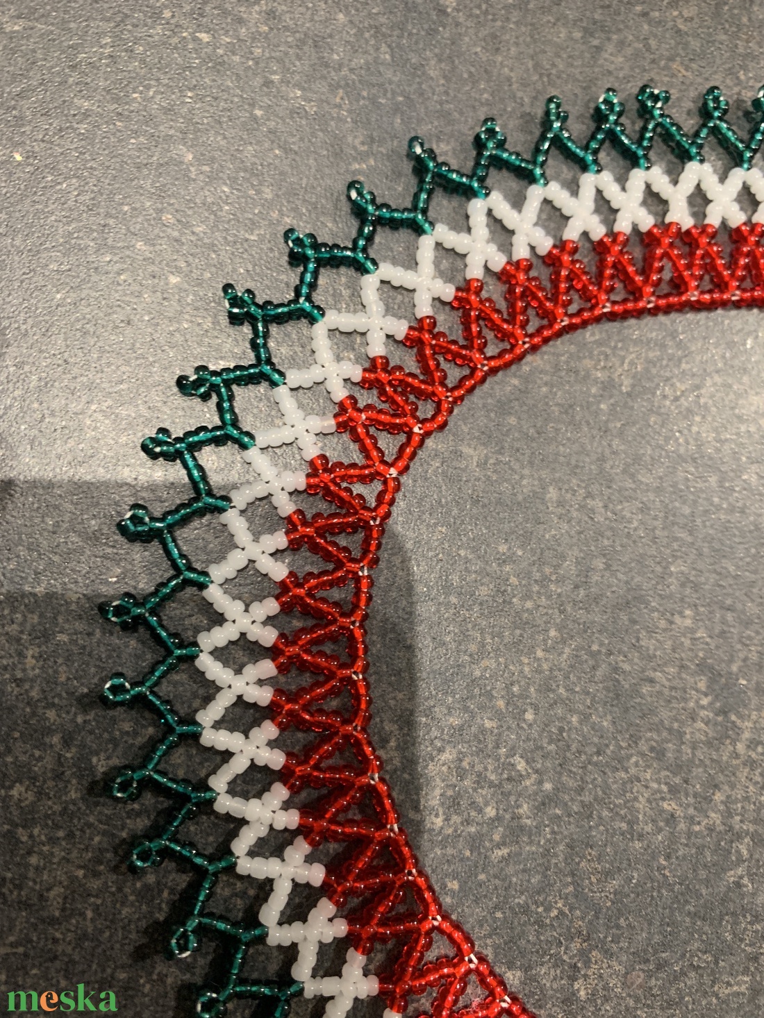 Moldvai csángó tászli, kaláris, nemzeti színekben - ékszer - nyaklánc - gyöngyös nyaklánc - Meska.hu