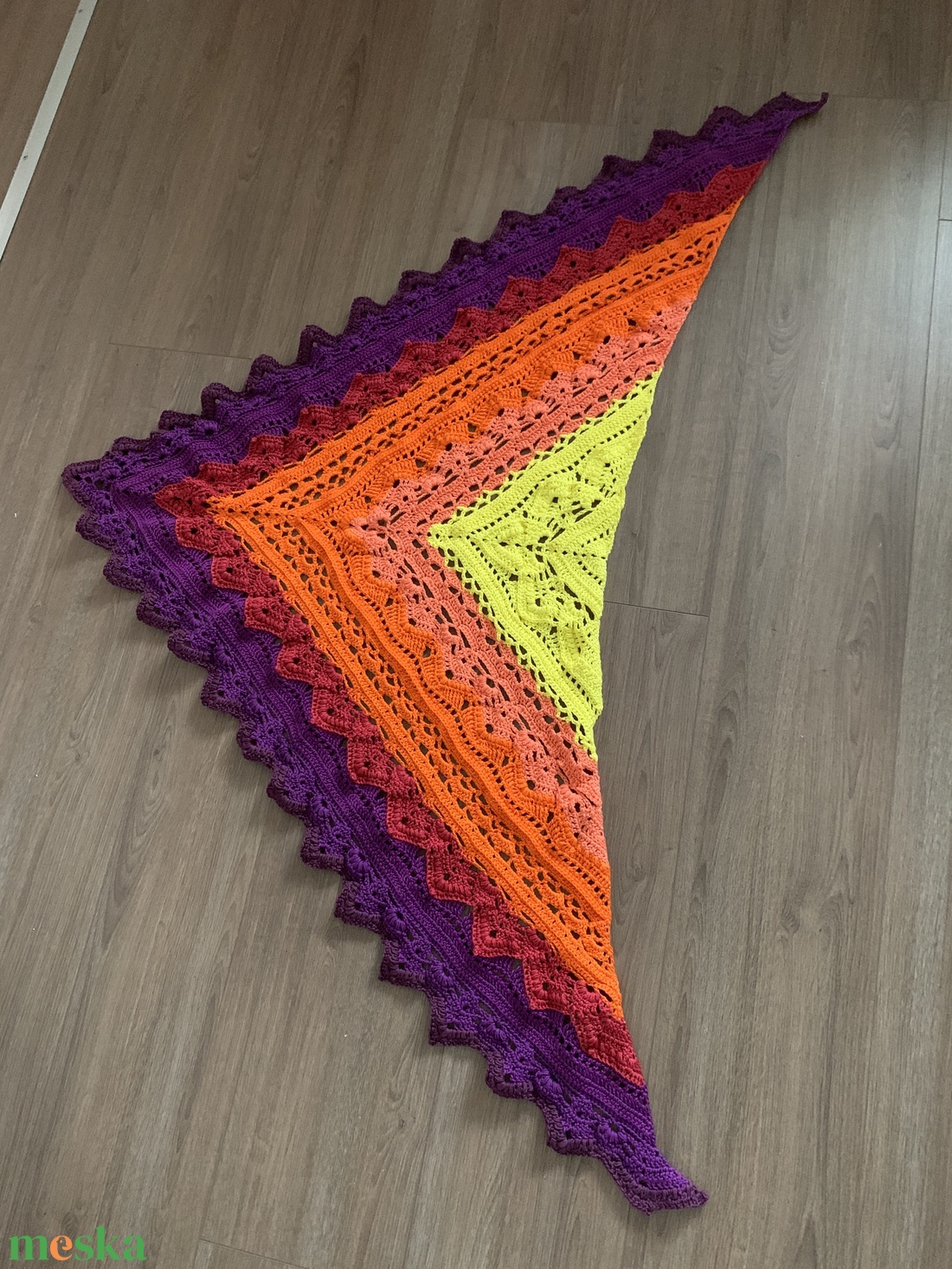 Pirkadat horgolt vállkendő - ruha & divat - sál, sapka, kendő - kendő - Meska.hu