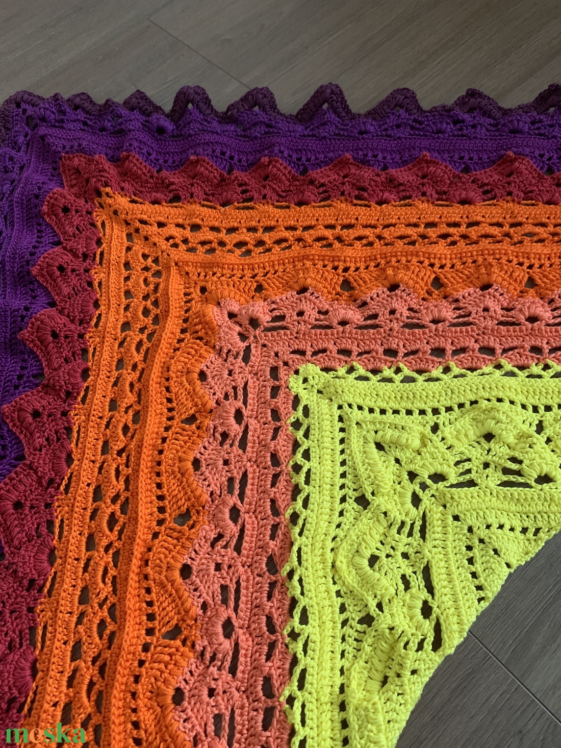 Pirkadat horgolt vállkendő - ruha & divat - sál, sapka, kendő - kendő - Meska.hu