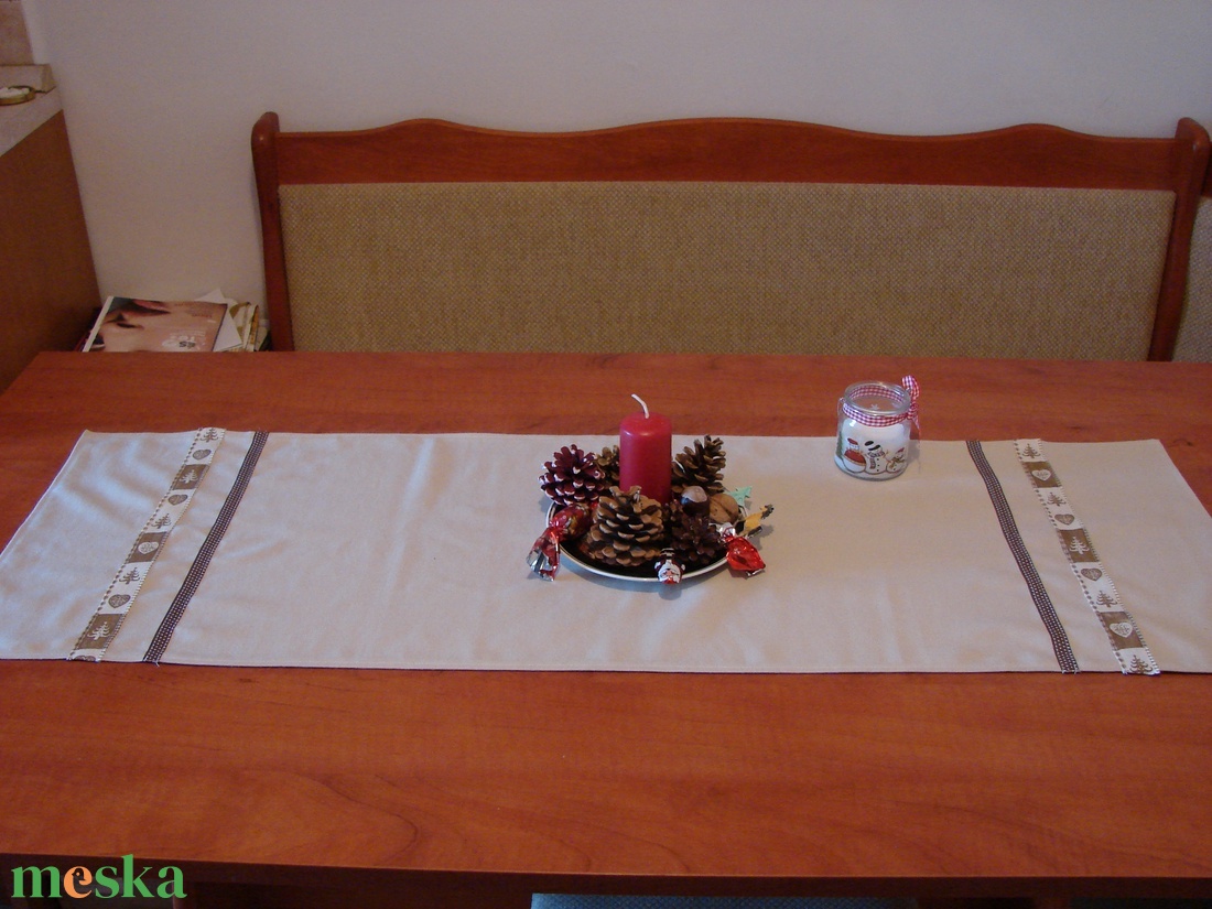 Karácsonyi asztalterítő, asztali futó - karácsony - karácsonyi lakásdekoráció - ünnepi asztaldekoráció - Meska.hu
