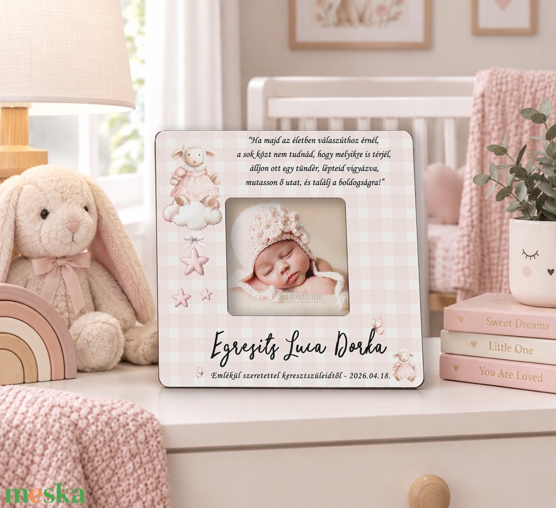 Keresztelő ajándék kislánynak � Nyuszi mintás fényképkeret idézettel - aranyos emlék babának és a családnak - baba - mama - keresztelő kellékek - keresztelőajándékok - Meska.hu