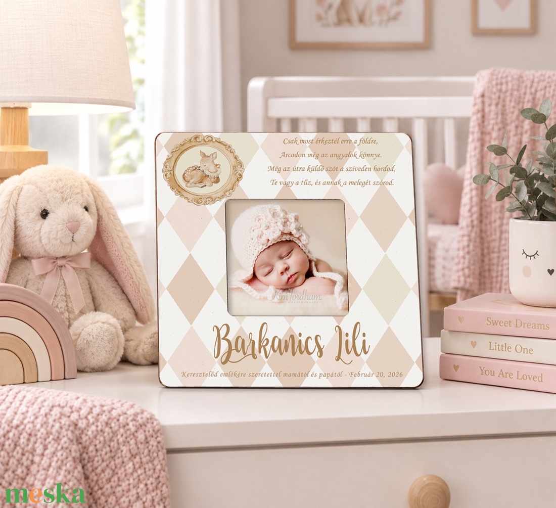 Keresztelő ajándék kislánynak � Nyuszi mintás fényképkeret idézettel - aranyos emlék babának és a családnak - baba - mama - keresztelő kellékek - keresztelőajándékok - Meska.hu
