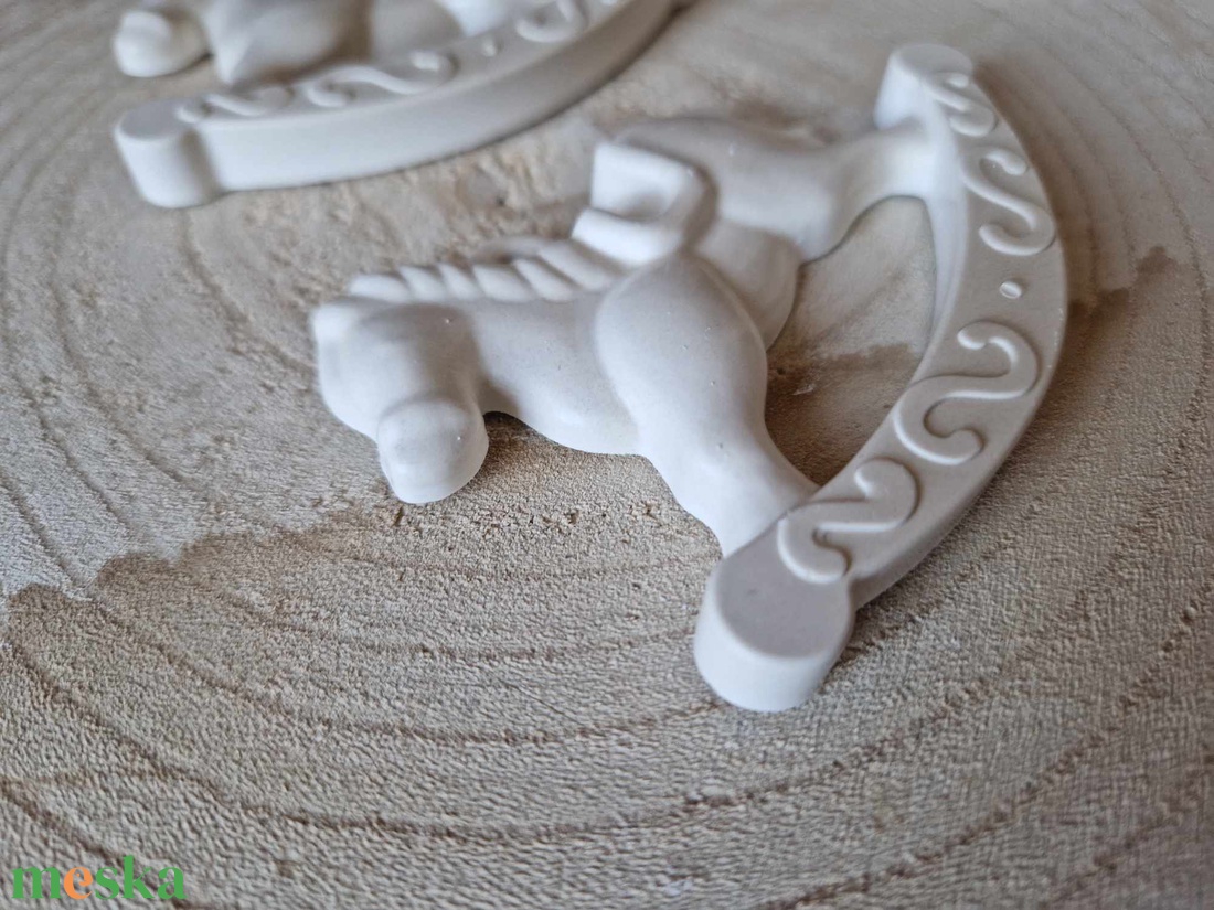 Hintaló karácsonyfadísz  - karácsony - karácsonyi lakásdekoráció - karácsonyfadíszek - Meska.hu