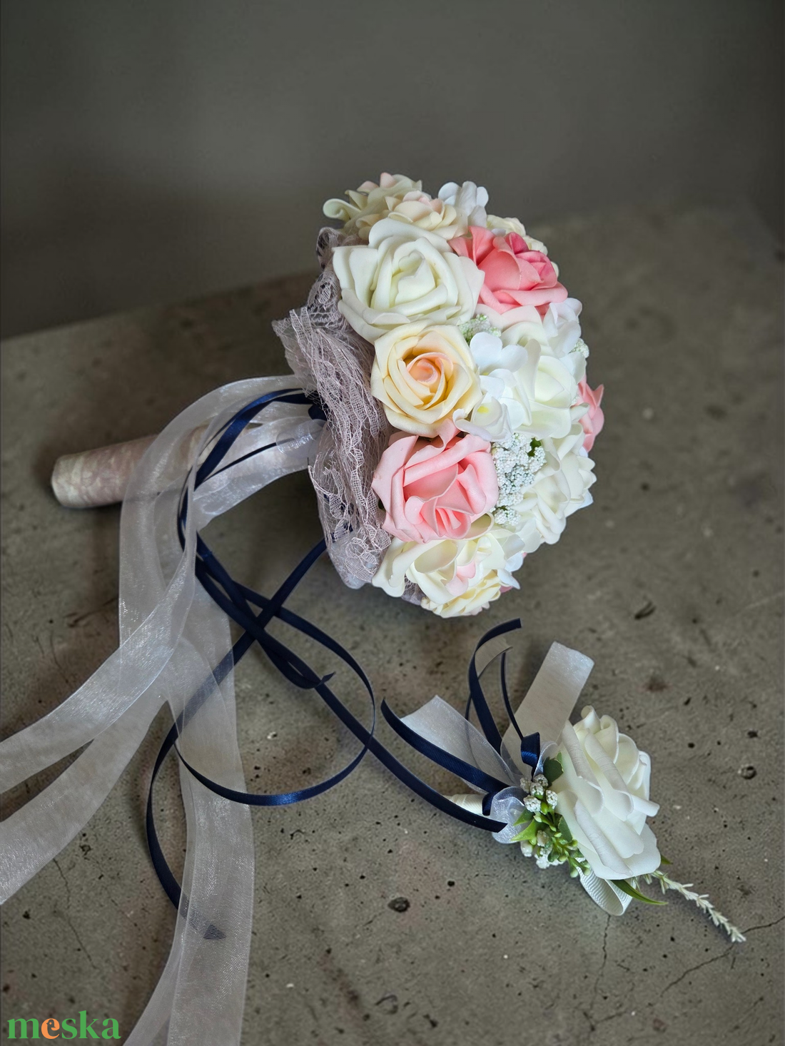 Romantikus menyasszonyi csokor polifoam rózsákból � vőlegény kitűzővel � több színben rendelhető - esküvő - menyasszonyi- és dobócsokor - Meska.hu
