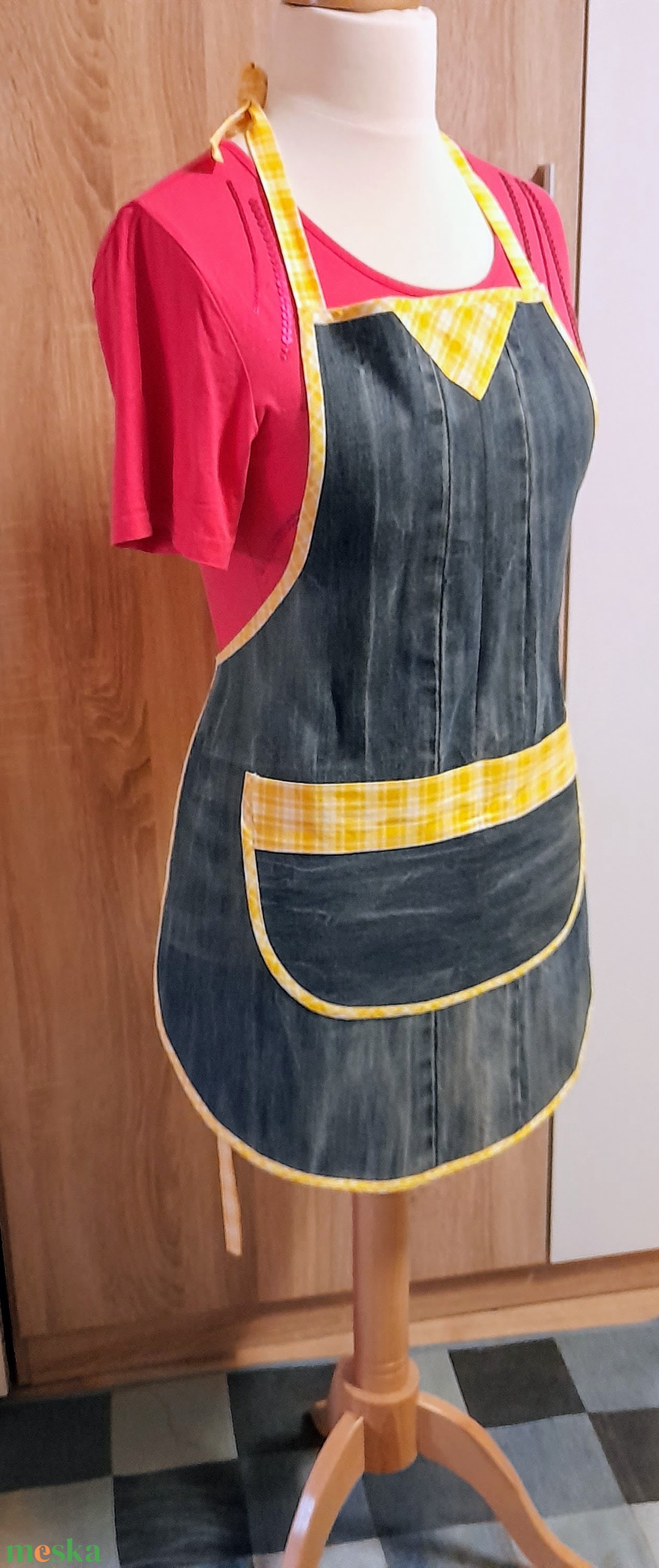 Női farmer kötény - otthon & életmód - konyhafelszerelés, tálalás - konyhai textil - kötény - Meska.hu Női farmer kötény - otthon & életmód - konyhafelszerelés, tálalás - konyhai textil - kötény - Meska.hu