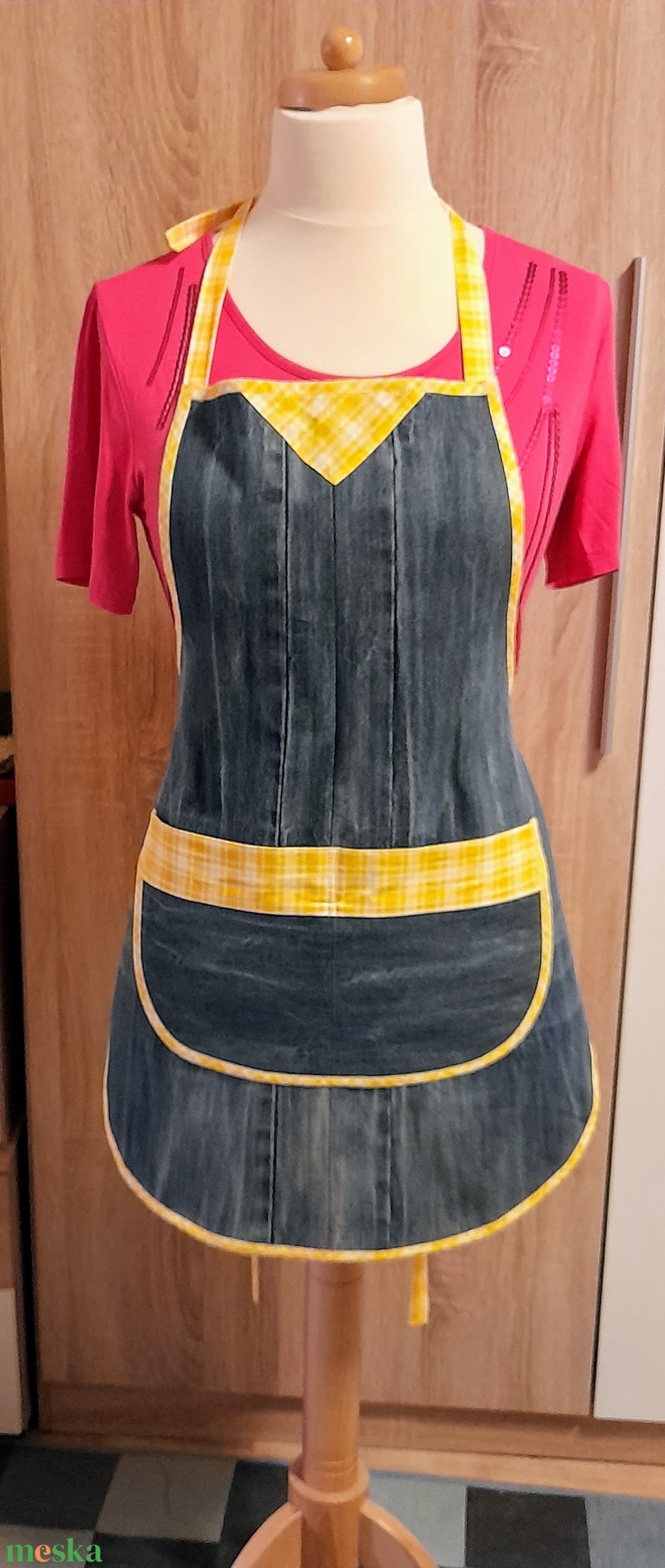 Női farmer kötény - otthon & életmód - konyhafelszerelés, tálalás - konyhai textil - kötény - Meska.hu Női farmer kötény - otthon & életmód - konyhafelszerelés, tálalás - konyhai textil - kötény - Meska.hu