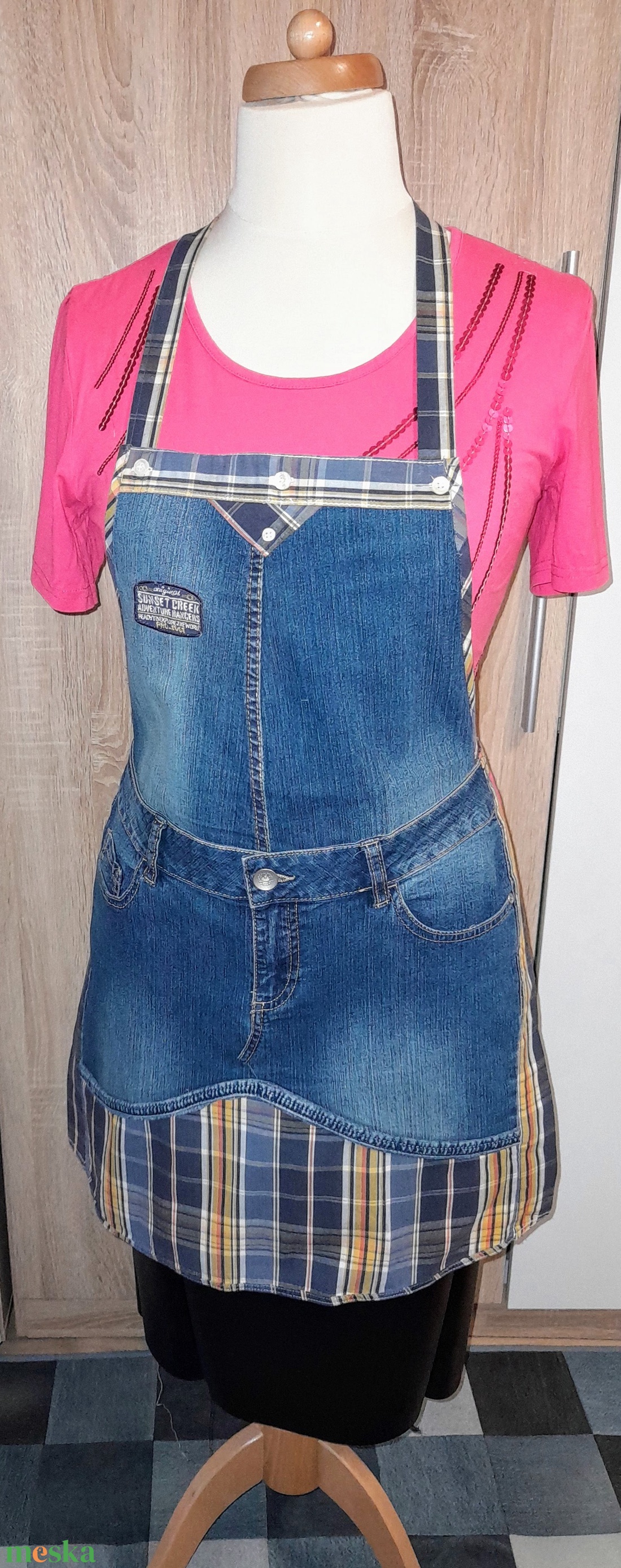 Női farmer kötény kockás betéttel - otthon & életmód - konyhafelszerelés, tálalás - konyhai textil - kötény - Meska.hu Női farmer kötény kockás betéttel - otthon & életmód - konyhafelszerelés, tálalás - konyhai textil - kötény - Meska.hu