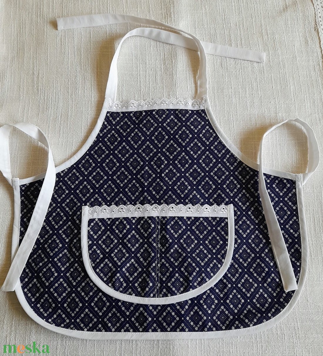 Pamut vászon kis méretű gyerek kötény  - otthon & életmód - konyhafelszerelés, tálalás - flaska, csatos üveg - Meska.hu