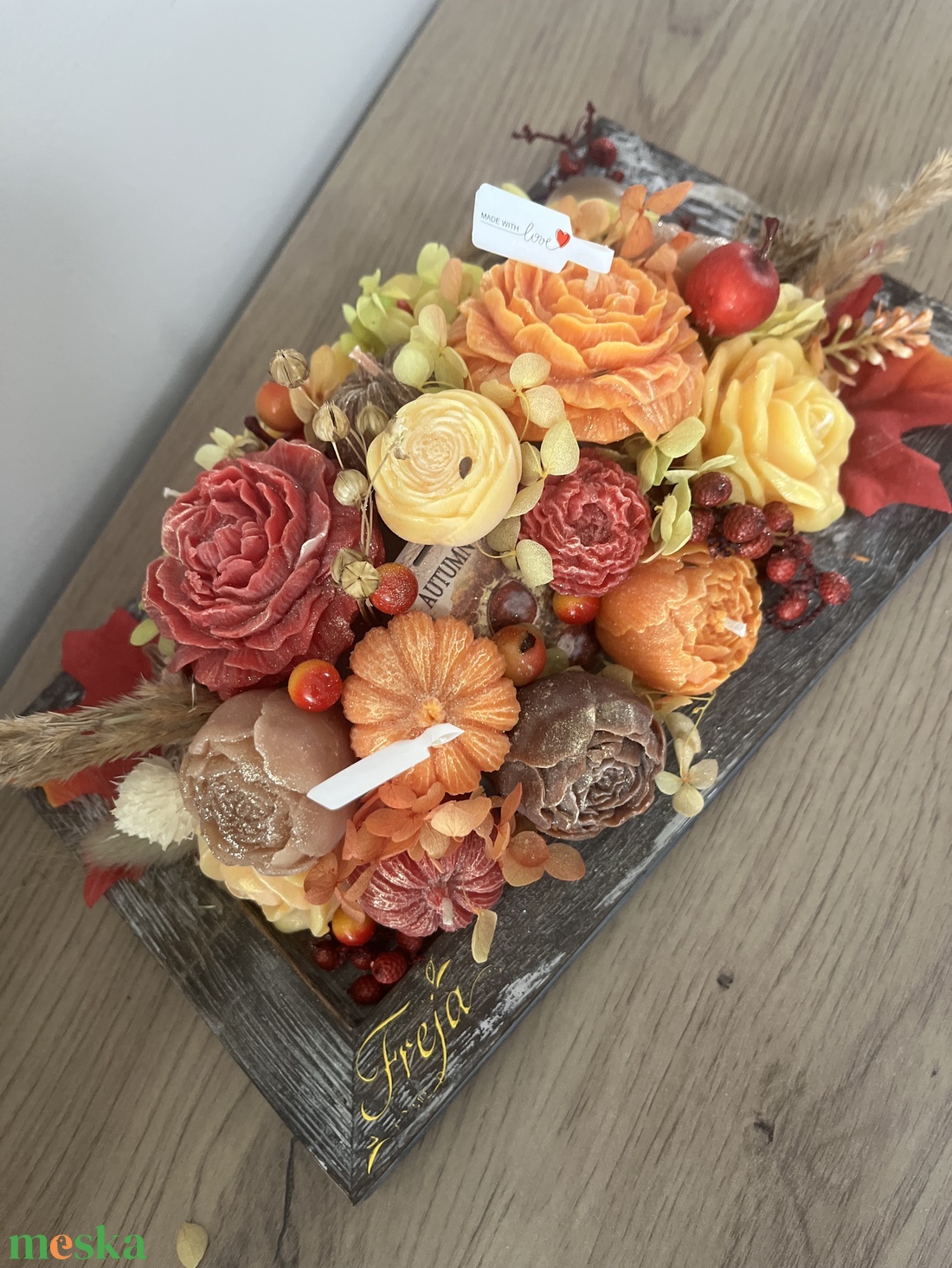 Őszi illatviasz virág box szójaviaszból fa tálcán - asztaldísz - otthon & életmód - gyertya, illat, aroma - illatviasz - Meska.hu