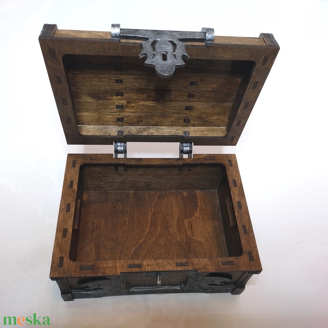 Ékszertartó doboz , kincses láda íves fedéllel - ékszer - ékszertartó - ékszerdoboz - Meska.hu Ékszertartó doboz , kincses láda íves fedéllel - ékszer - ékszertartó - ékszerdoboz - Meska.hu