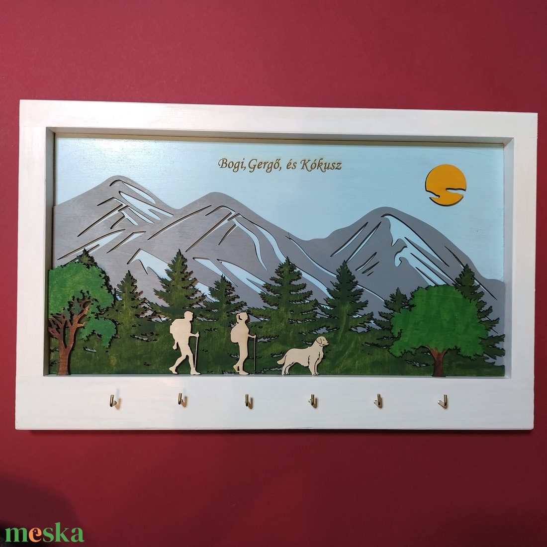 Névreszóló, vagy családi kulcstartó túrázóknak , futóknak   - otthon & életmód - dekoráció - fali és függő dekoráció - fali kulcstartó - Meska.hu