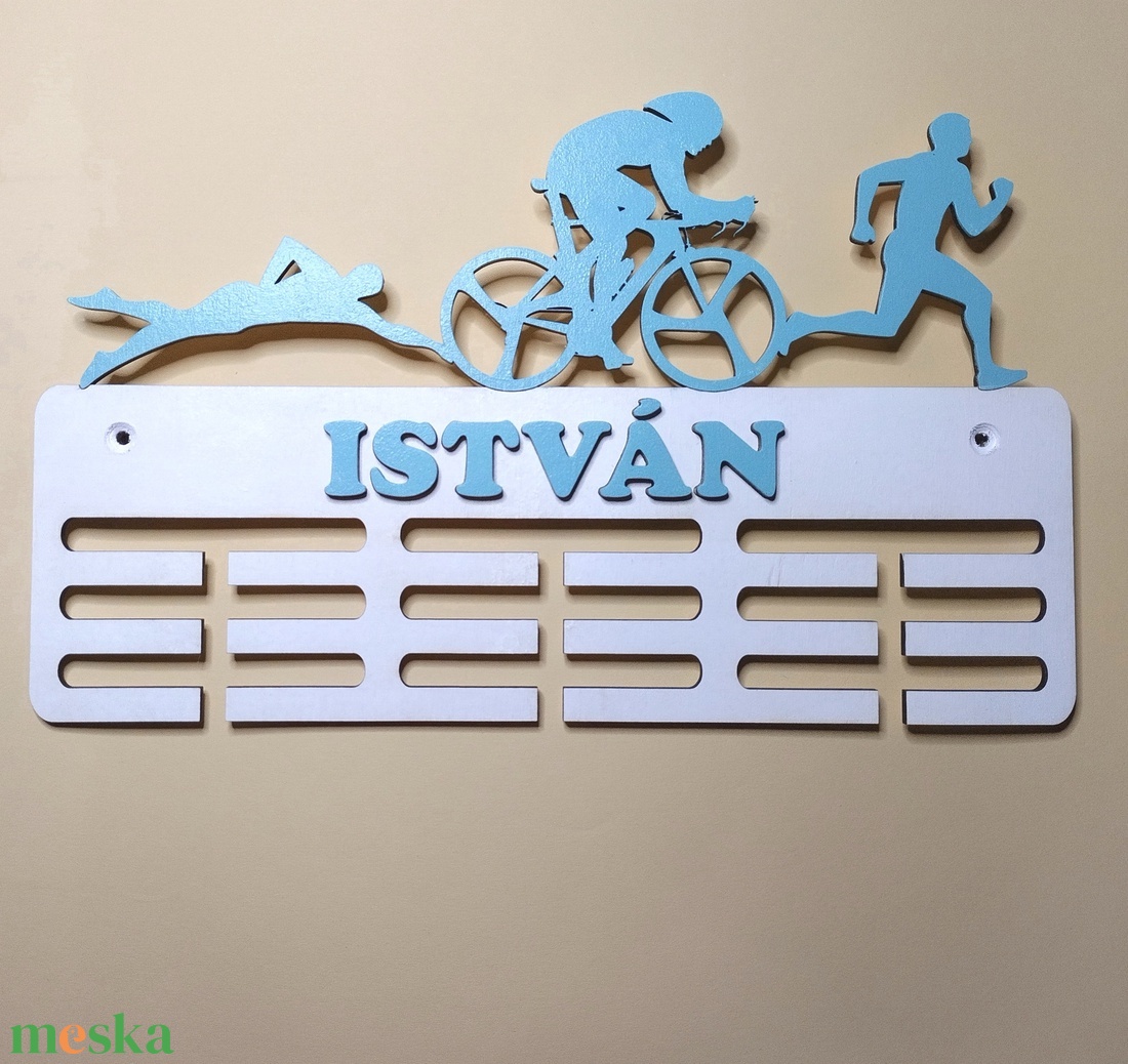 Névreszóló éremtartó, minden sporthoz - otthon & életmód - dekoráció - fali és függő dekoráció - falra akasztható dekor - Meska.hu