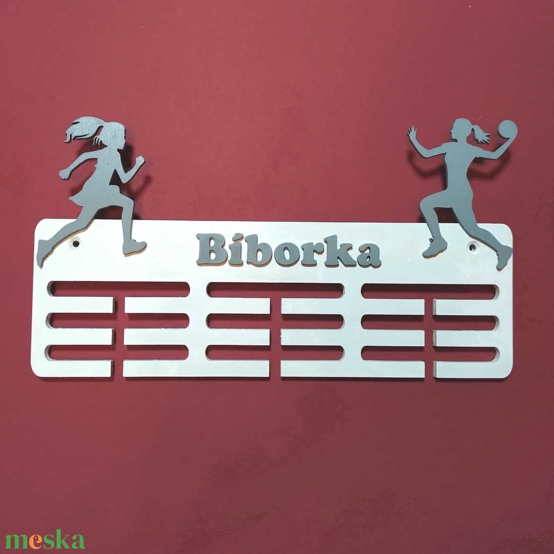 Névreszóló éremtartó, minden sporthoz - otthon & életmód - dekoráció - fali és függő dekoráció - falra akasztható dekor - Meska.hu