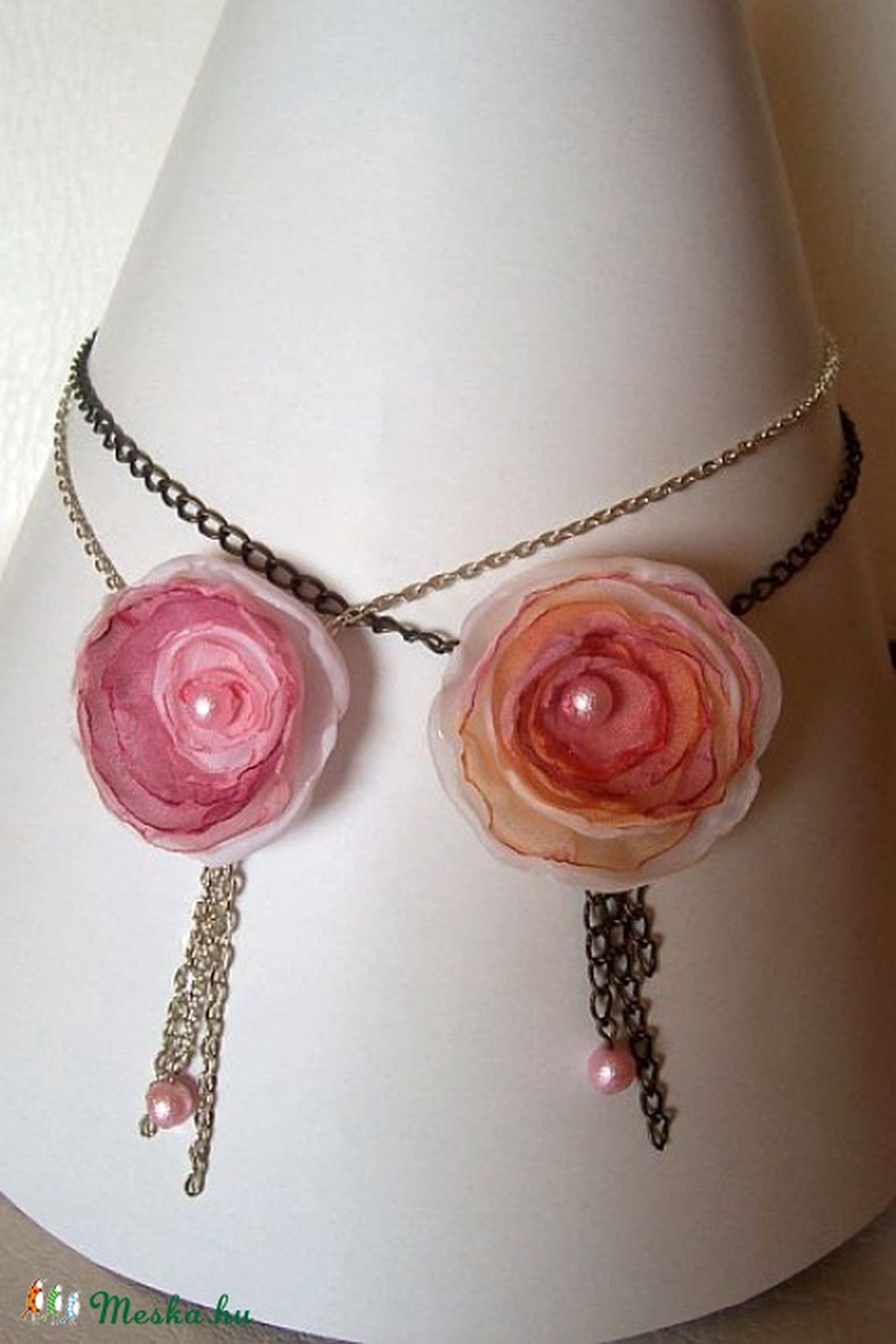 KIÁRUSÍTÁS!!! Organza virágos nyaklánc pinkkel -  - Meska.hu