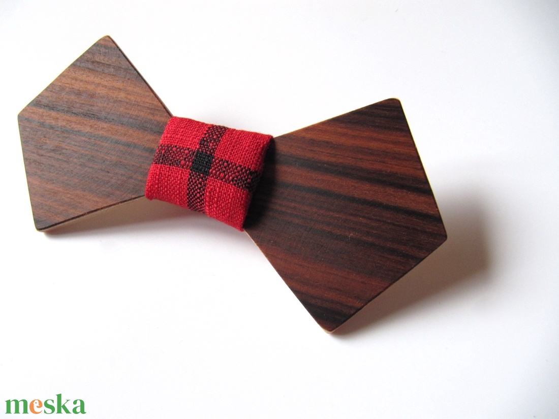 Fa csokornyakkendő (piros kockás) - ruha & divat - férfi ruha - nyakkendő - Meska.hu