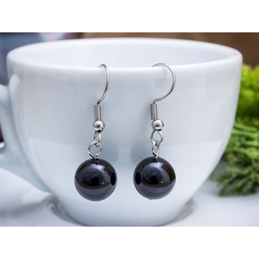 Ónix lógós fülbevaló 8mm - ékszer - fülbevaló - lógó fülbevaló - Meska.hu