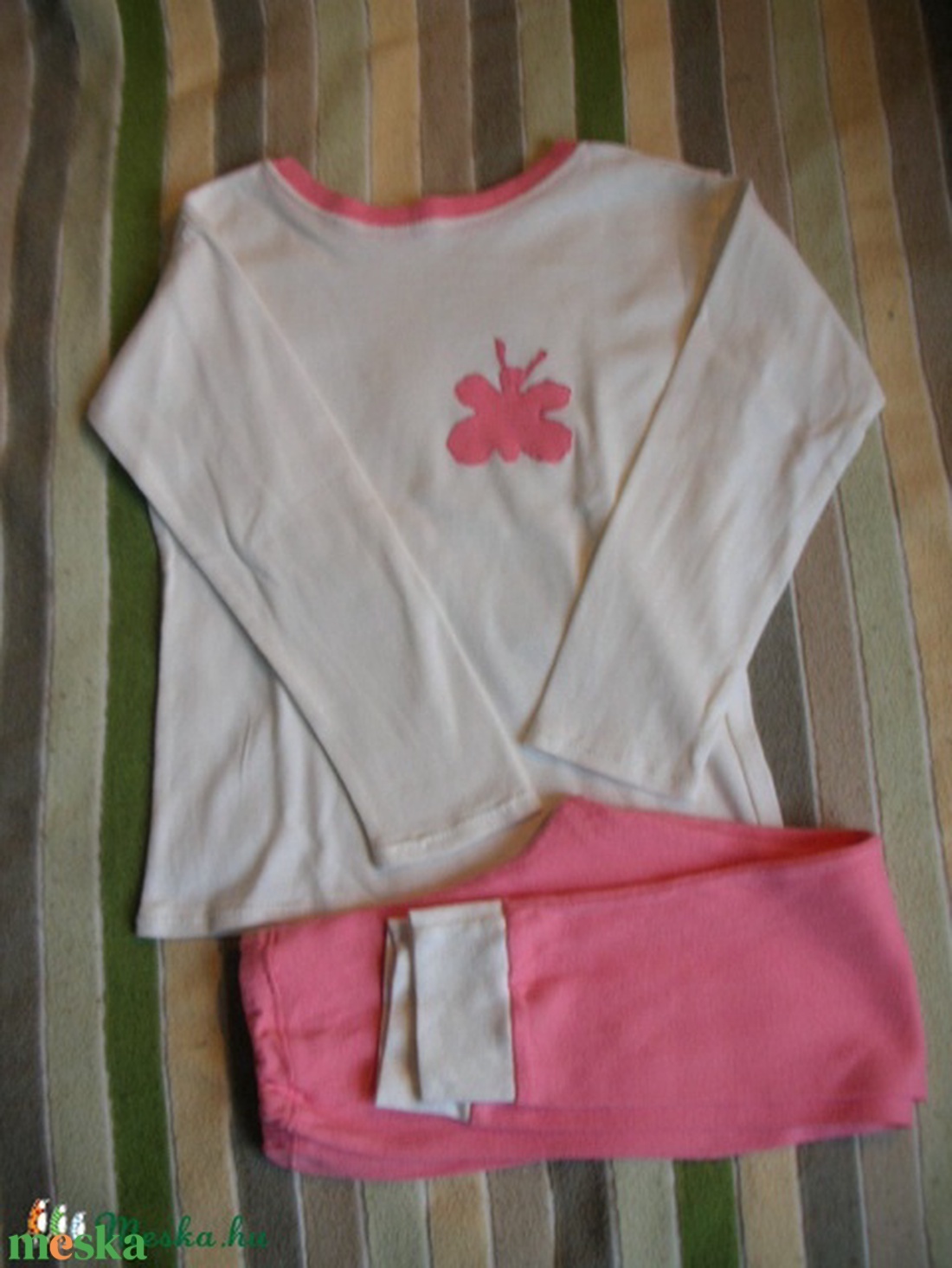 Lányka pizsama pillangóval -  - Meska.hu