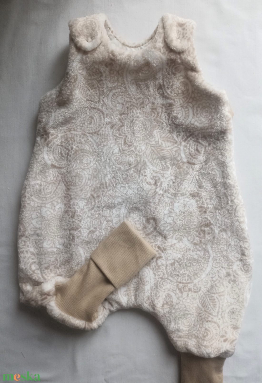 62 68 74 80 86 92 98 104 110 116 122 128 134 140 146 Tavaszi Téli Átmeneti wellsoft tipegő hálózsák RENDELÉSRE absztrak - otthon & életmód - babaszoba, gyerekszoba - baba hálózsák, bundazsák - Meska.hu