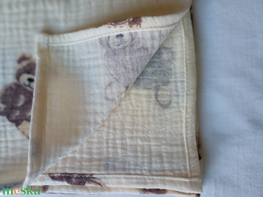 Nyári muszlin babatakaró kánikula duplagéz gyerektakaró 70x90 cm macis - otthon & életmód - babaszoba, gyerekszoba - babatakaró, gyerek pléd - Meska.hu Nyári muszlin babatakaró kánikula duplagéz gyerektakaró 70x90 cm macis - otthon & életmód - babaszoba, gyerekszoba - babatakaró, gyerek pléd - Meska.hu