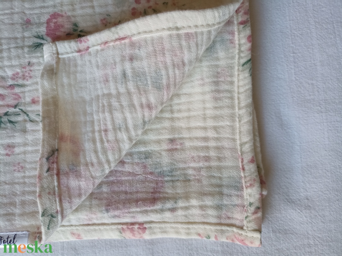 Nyári muszlin babatakaró kánikula duplagéz gyerektakaró 70x90 cm romantikus virágok - otthon & életmód - babaszoba, gyerekszoba - babatakaró, gyerek pléd - Meska.hu Nyári muszlin babatakaró kánikula duplagéz gyerektakaró 70x90 cm romantikus virágok - otthon & életmód - babaszoba, gyerekszoba - babatakaró, gyerek pléd - Meska.hu