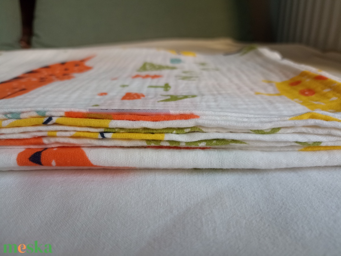Nyári muszlin kánikula ovistakaró duplagéz gyerektakaró 100x130 cm színes dínós  - otthon & életmód - babaszoba, gyerekszoba - babatakaró, gyerek pléd - Meska.hu