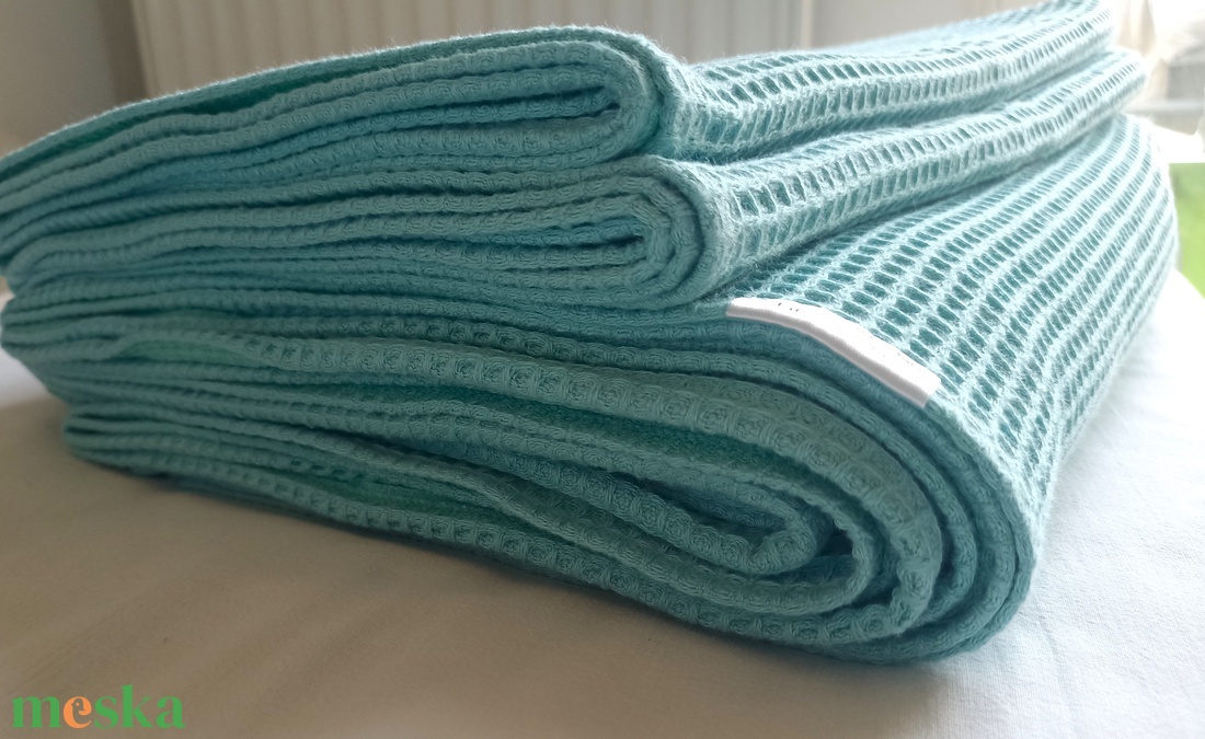 Waffel ágytakaró 150x230 cm menta - otthon & életmód - lakástextil - felnőtt takaró, pléd - Meska.hu Waffel ágytakaró 150x230 cm menta - otthon & életmód - lakástextil - felnőtt takaró, pléd - Meska.hu