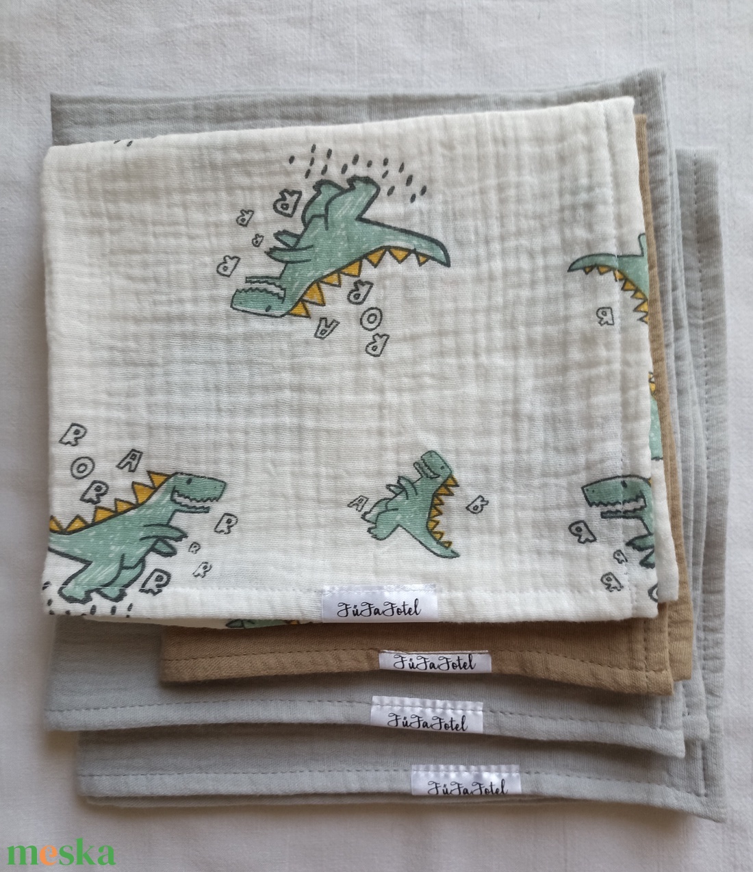 Duplagéz babakendő, muszlin rongyi, nyunyóka, gézkendő 1100 Ft/db 32x32 cm - ruha & divat - babaruha & gyerekruha - előke & nyálkendő - Meska.hu Duplagéz babakendő, muszlin rongyi, nyunyóka, gézkendő 1100 Ft/db 32x32 cm - ruha & divat - babaruha & gyerekruha - előke & nyálkendő - Meska.hu