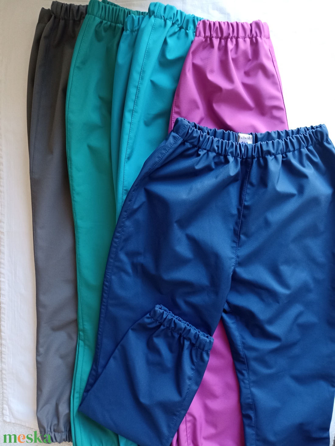134-140  Softshell nadrág vízhatlan esőnadrág őszi vékony esőruha  - ruha & divat - babaruha & gyerekruha - nadrág - Meska.hu