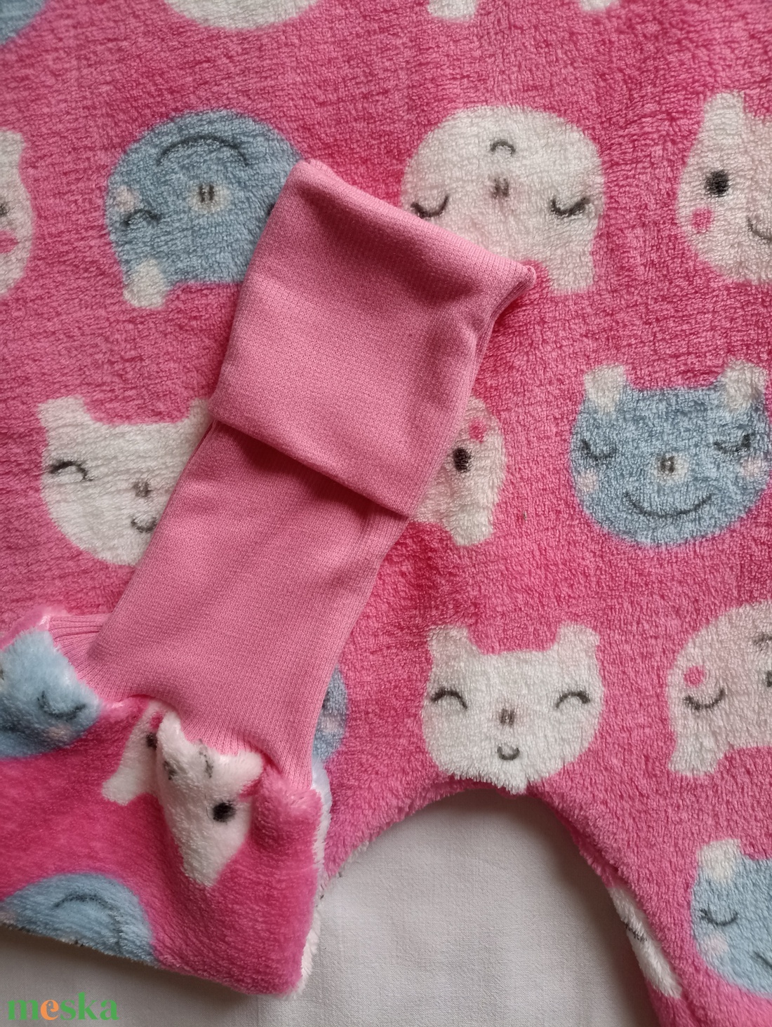 68-74-80-os Őszi-téli tipegő hálózsák menta tappancsos  - ruha & divat - babaruha & gyerekruha - tipegőhálózsák - Meska.hu