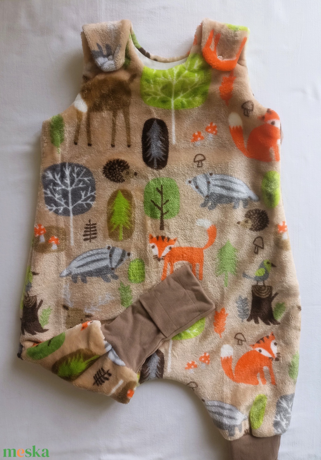 74-80-86-os téli tipegő hálózsák wellsoft + bébiplüss 20-21 fokba drapp erdős - ruha & divat - babaruha & gyerekruha - tipegőhálózsák - Meska.hu