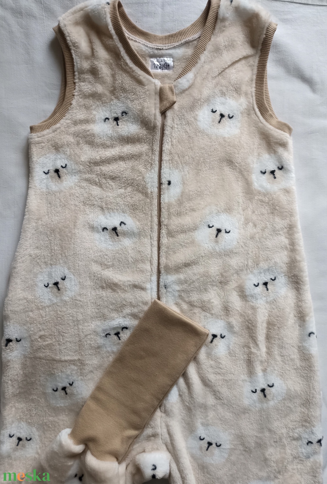 122-128-134-es őszi téli tipegő hálózsák 20-22 fokba wellsoft drapp maci - ruha & divat - babaruha & gyerekruha - tipegőhálózsák - Meska.hu