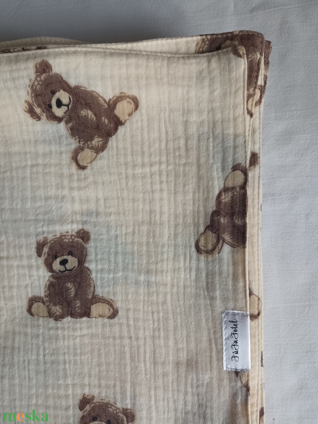 Kétrétegű ovis géztakaró melegebb szobába vagy nyári 130x140 cm mackó - otthon & életmód - babaszoba, gyerekszoba - babatakaró, gyerek pléd - Meska.hu