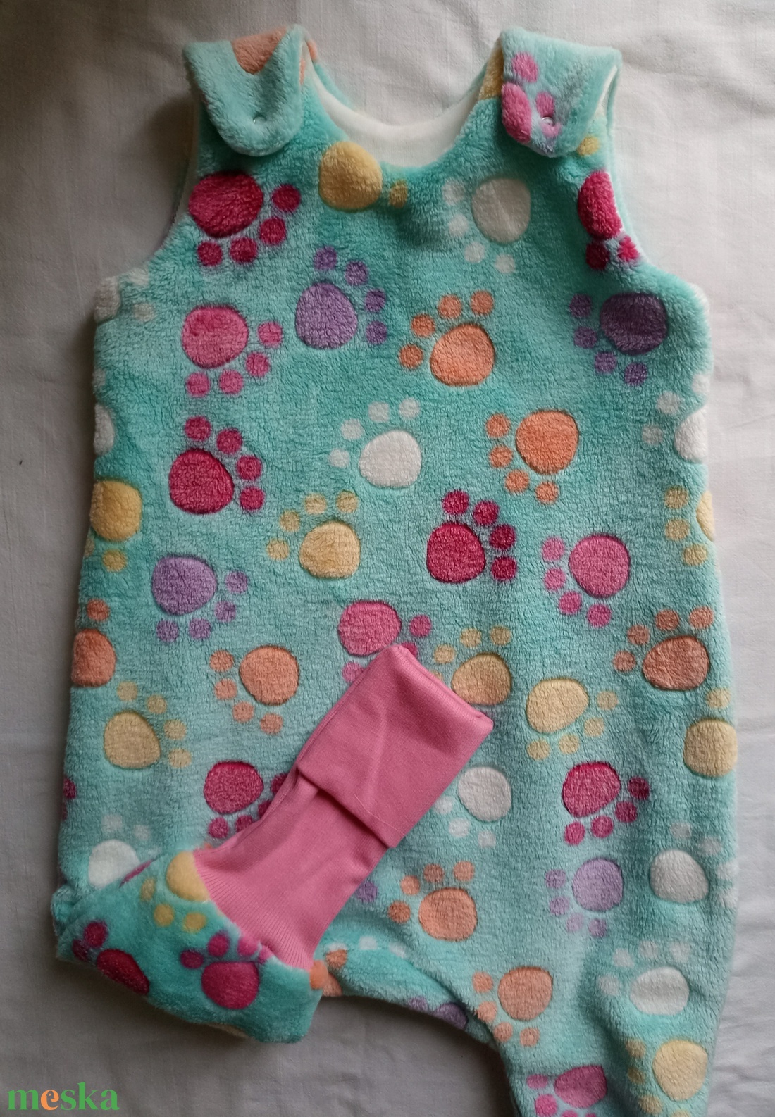 74-80-86-os téli tipegő hálózsák wellsoft + bébiplüss mneta tappancsos - ruha & divat - babaruha & gyerekruha - tipegőhálózsák - Meska.hu