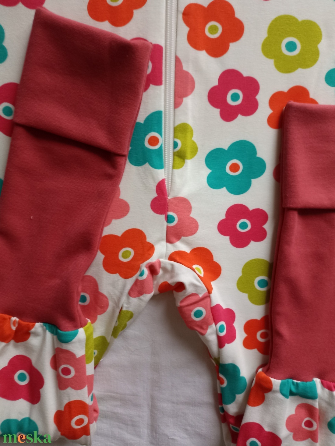 110-116-122-es Őszi tipegő hálózsák 21-23 fokba átmeneti pamut színes virágos - baba - mama - babaruházat - baba hálózsák, bundazsák - Meska.hu