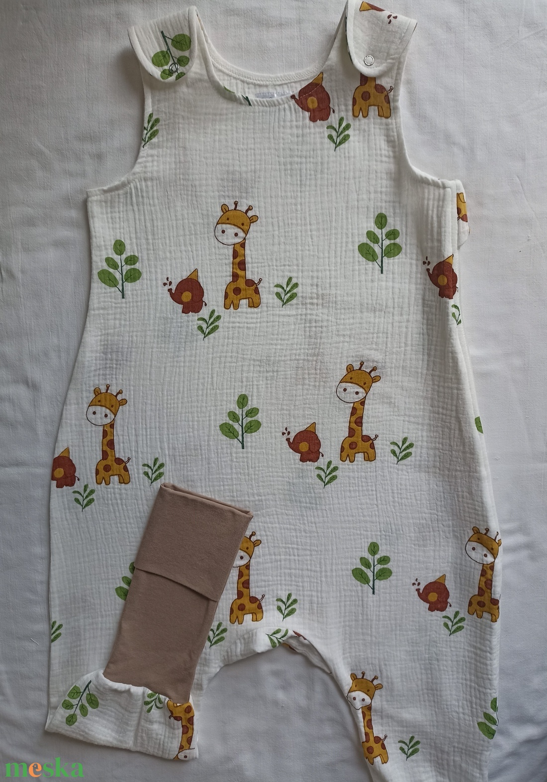 92-98-104-es Nyári muszlin tipegő hálózsák duplagéz zsiráfos - baba - mama - babaruházat - tipegőhálózsák - Meska.hu