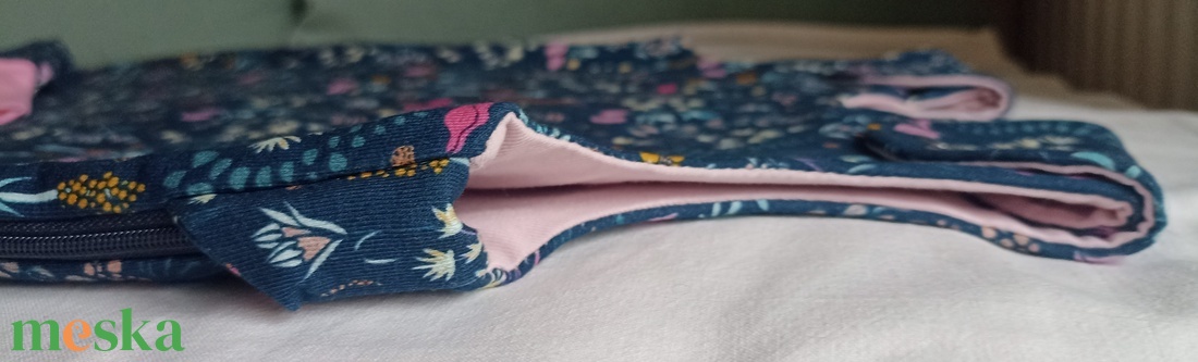 80-86-92-es őszi téli tipegő hálózsák 22-25 fokba átmeneti pamut sötétkék virágos - baba - mama - babaruházat - tipegőhálózsák - Meska.hu