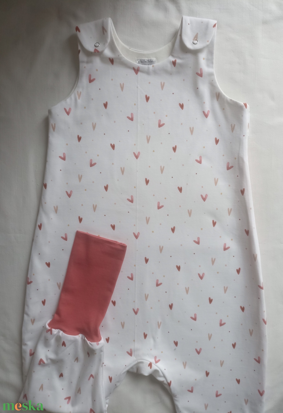 80-86-92-es Átmeneti tavaszi tipegő hálózsák duplapamut szívecskés - baba - mama - babaruházat - tipegőhálózsák - Meska.hu