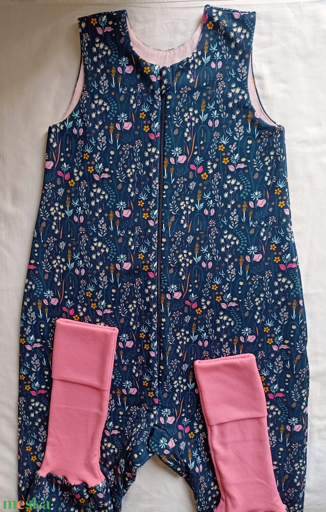 122-128-134-es tavaszi tipegő hálózsák melegebb szobába 23-25 fok átmeneti pamut skék virágos - baba - mama - babaruházat - tipegőhálózsák - Meska.hu