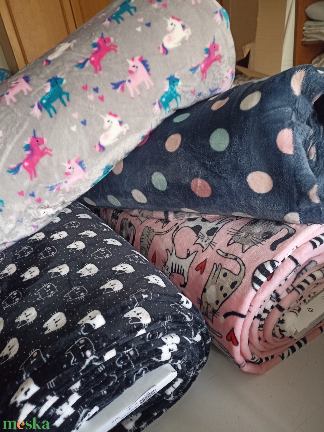 104-110-116-os téli tipegő hálózsák wellsoft + bébiplüss HIDEG 19-20 fokos SZOBÁBA egyszarvús - baba - mama - babaruházat - tipegőhálózsák - Meska.hu