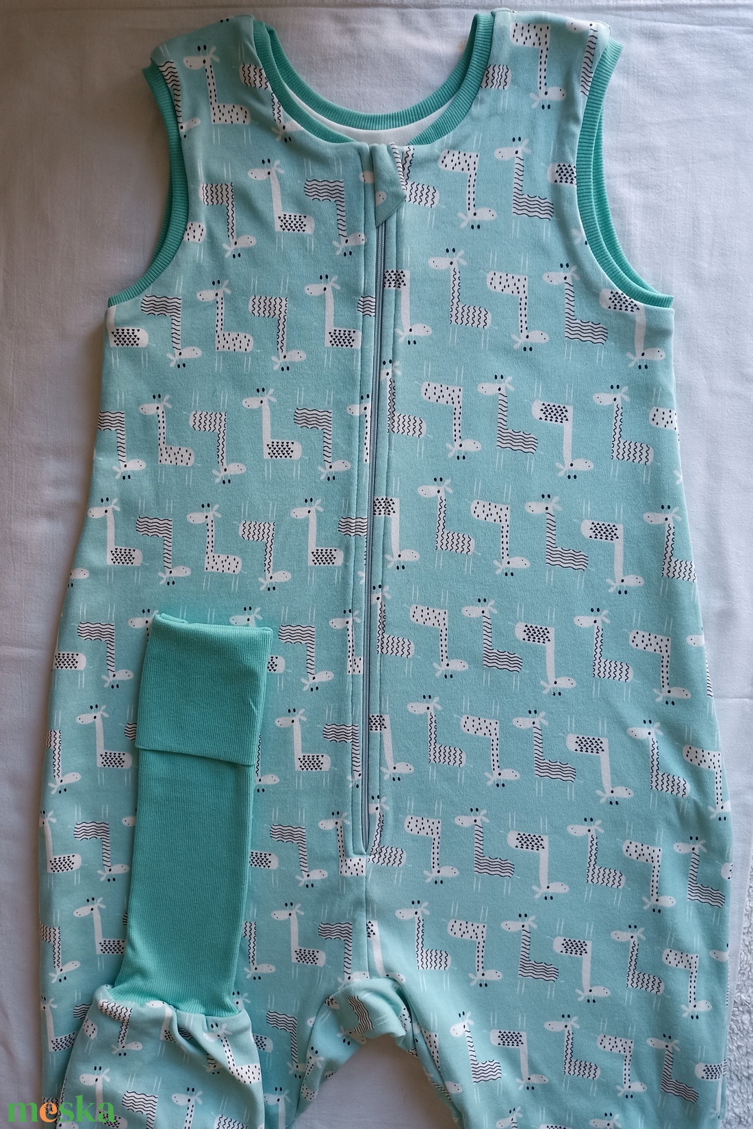 122-128-134-es Tavaszi Őszi tipegő hálózsák átmeneti pamut menta zsiráf - baba - mama - babaruházat - tipegőhálózsák - Meska.hu