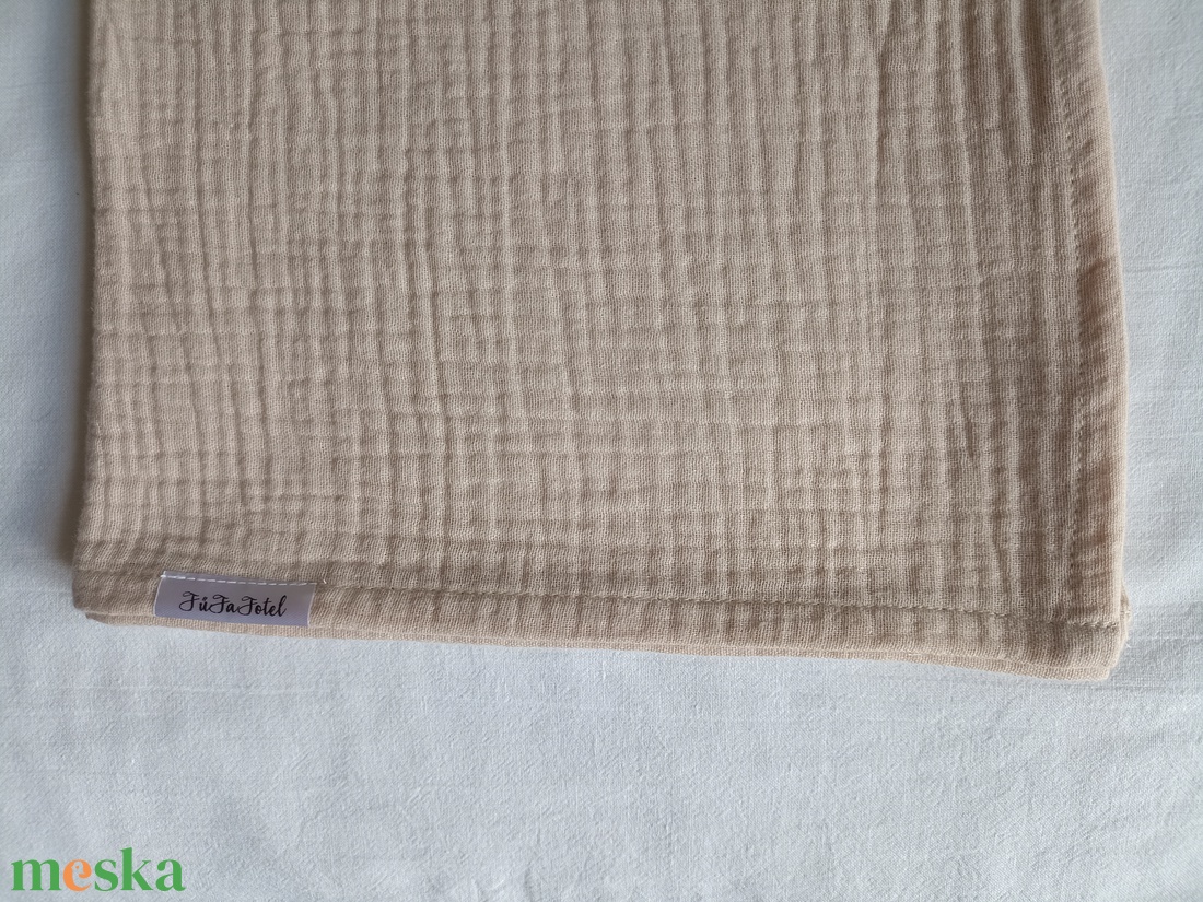 Nyári muszlin babatakaró kánikula duplagéz gyerektakaró 70x90 cm drapp - baba - mama - baba ágynemű - babatakaró, gyerek pléd - Meska.hu