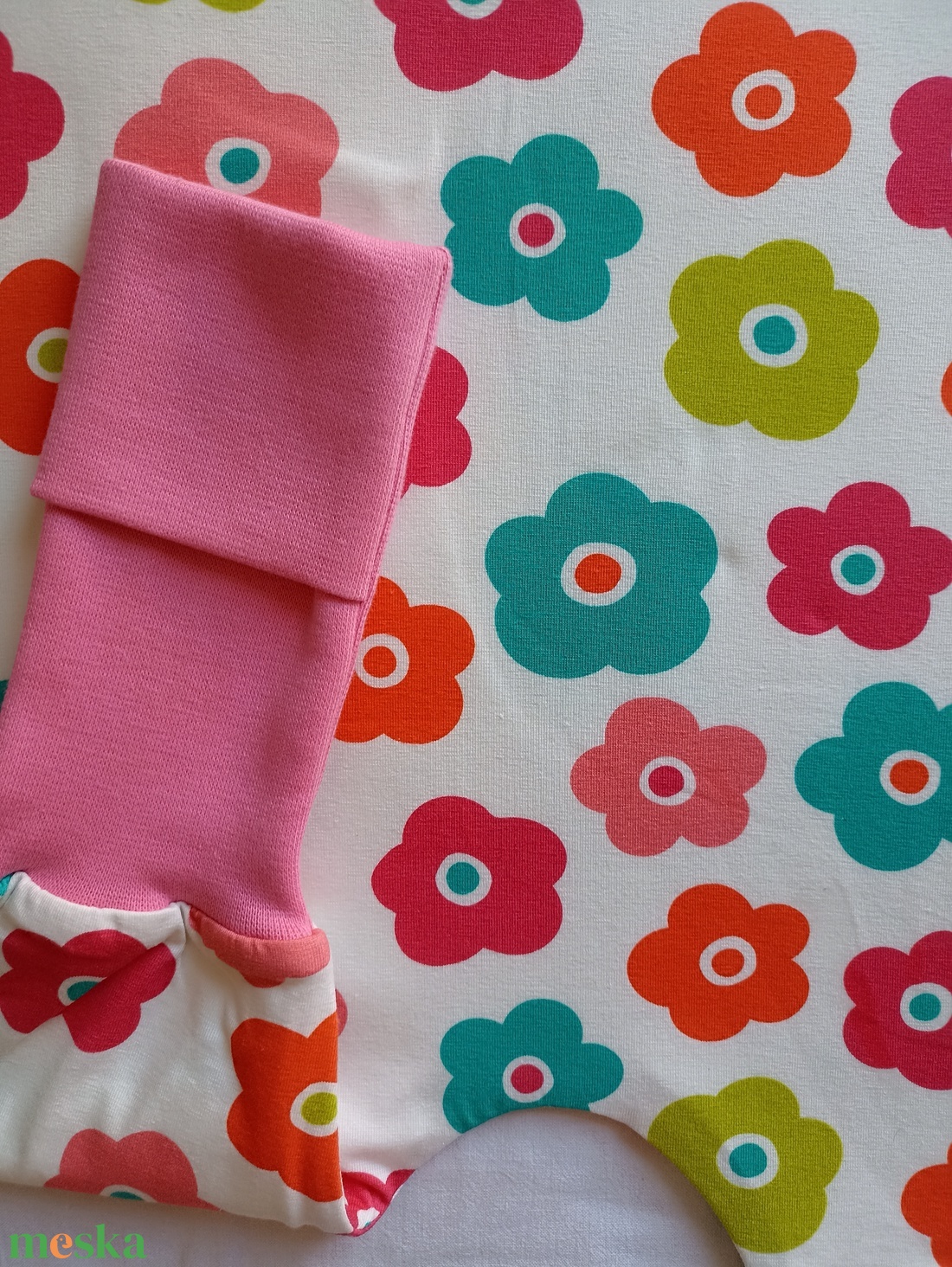 74-80-86-os Tavaszi tipegő hálózsák 22-24 fokba Átmeneti pamut színes virágos - baba - mama - babaruházat - tipegőhálózsák - Meska.hu