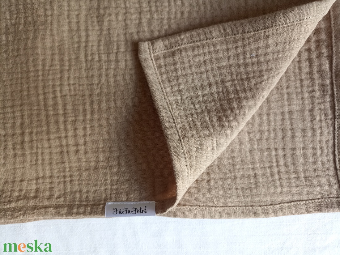 Kétrétegű ovis géztakaró melegebb szobába vagy nyári 100x130 cm tejeskávé - baba - mama - baba ágynemű - babatakaró, gyerek pléd - Meska.hu