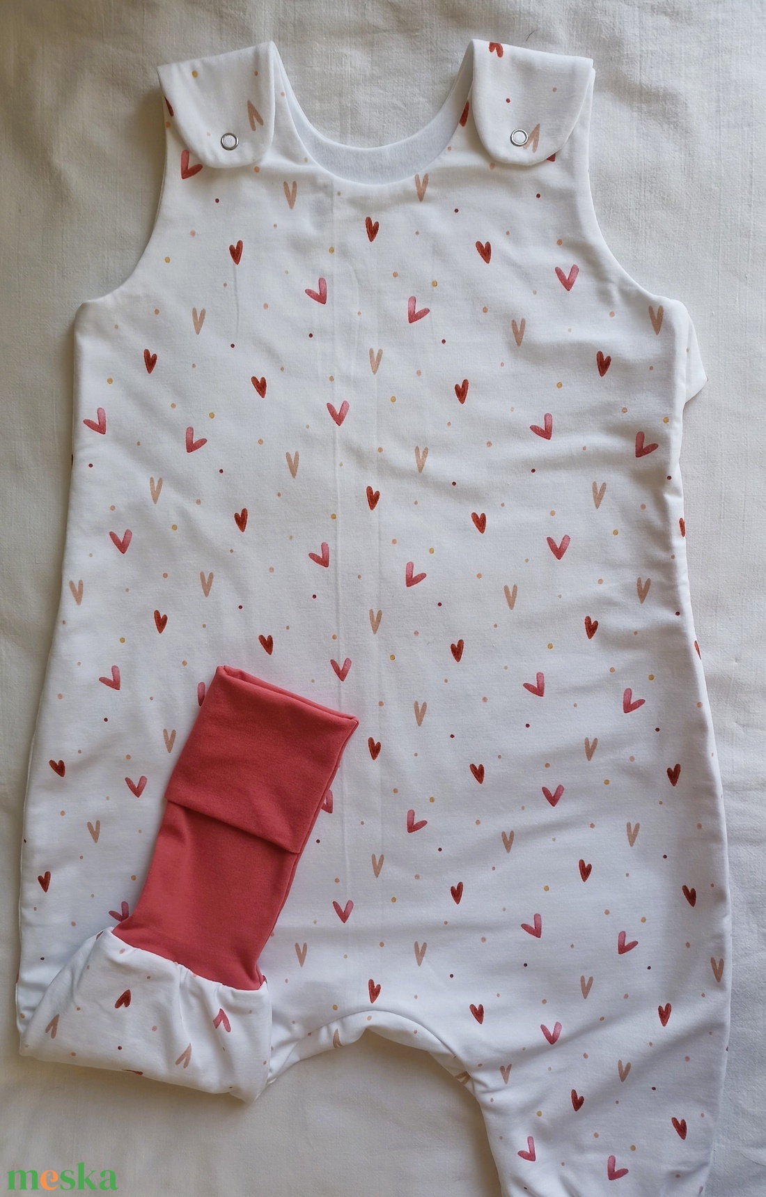 80-86-92-es Átmeneti tavaszi tipegő hálózsák duplapamut szívecskés - baba - mama - babaruházat - tipegőhálózsák - Meska.hu