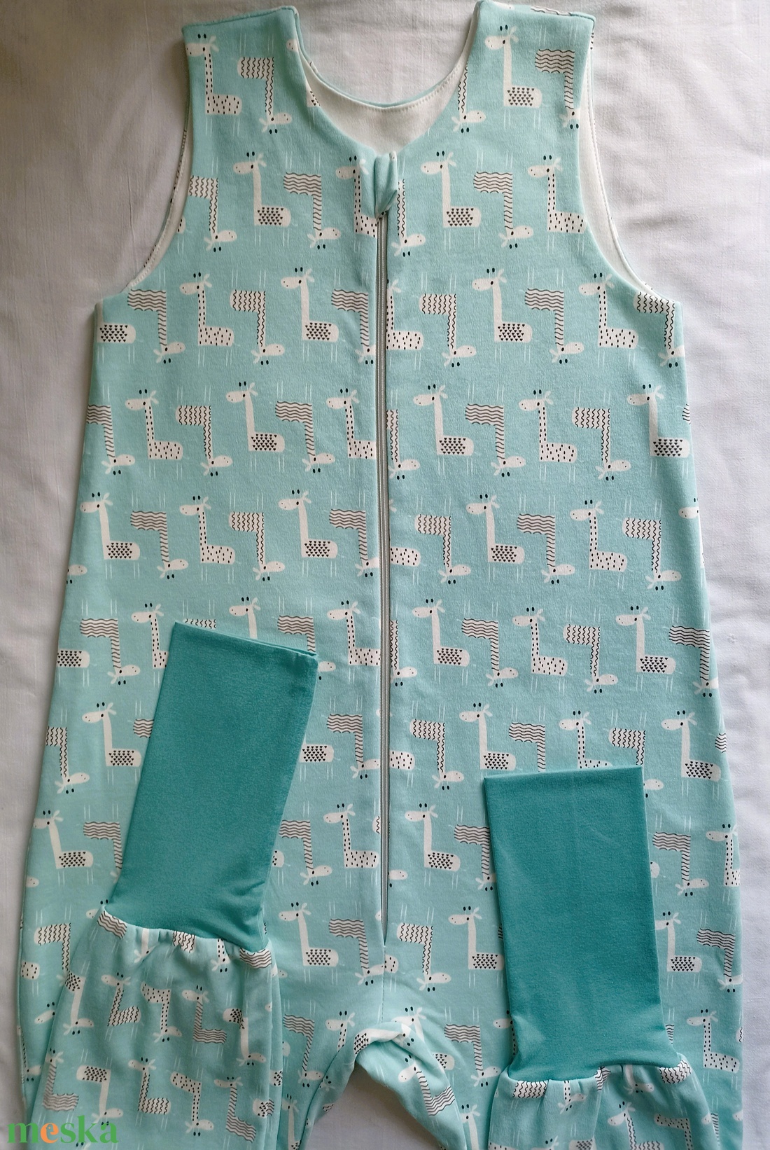 128-134-140 Tavaszi tipegő hálózsák 22-24 fokba átmeneti pamut menta zsiráf - baba - mama - babaruházat - tipegőhálózsák - Meska.hu