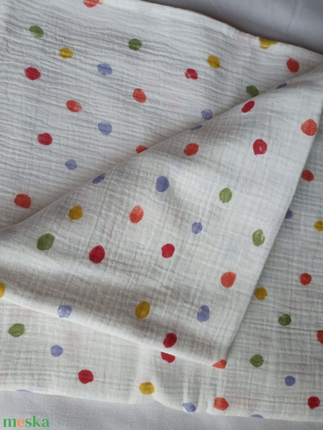 Nyári muszlin babatakaró kánikula duplagéz gyerektakaró 70x90 cm színes pöttyös - baba - mama - baba ágynemű - babatakaró, gyerek pléd - Meska.hu