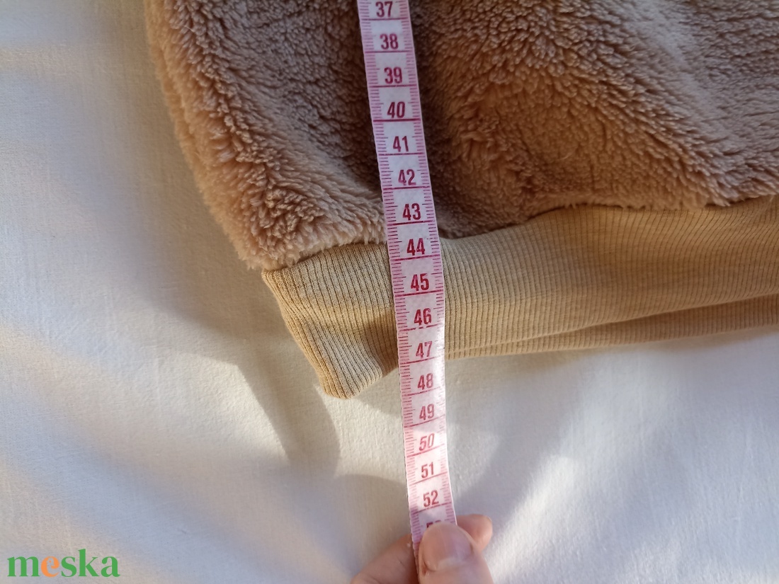 122-es zárt wellsoft mellény drapp - ruha & divat - gyerekruha - gyerek mellény - Meska.hu