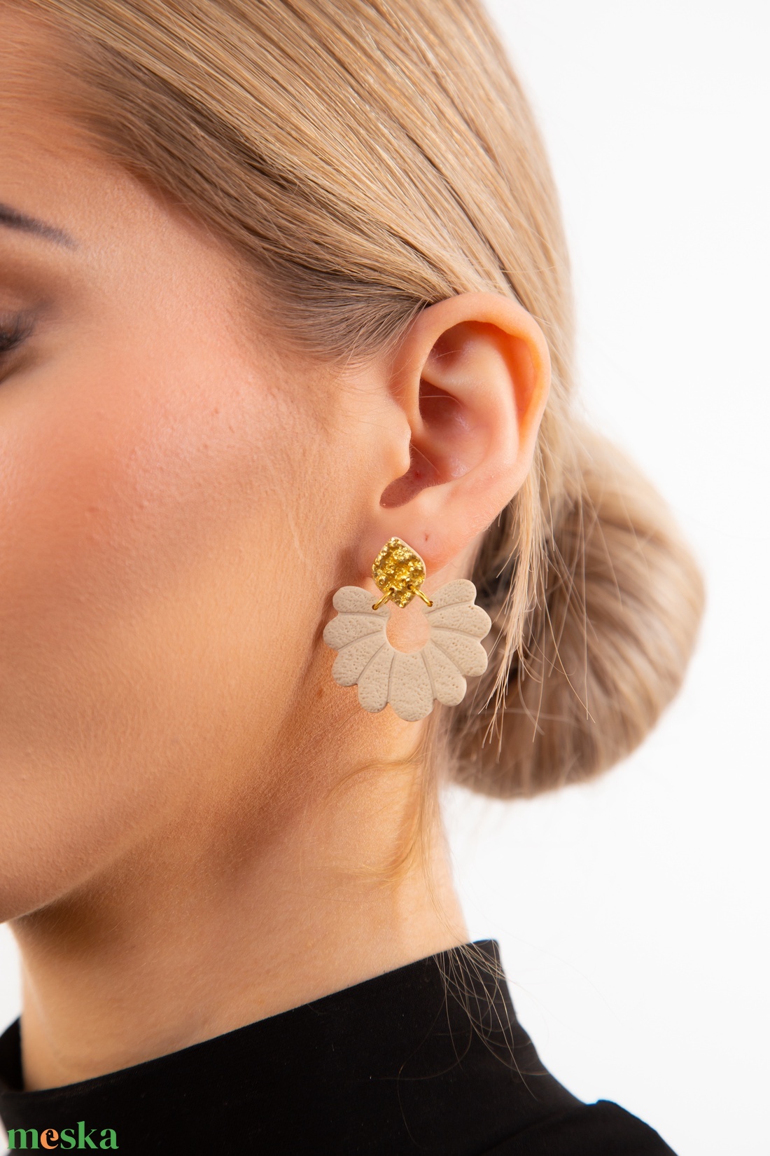 LILY fülbevaló - ékszer - fülbevaló - lógó fülbevaló - Meska.hu