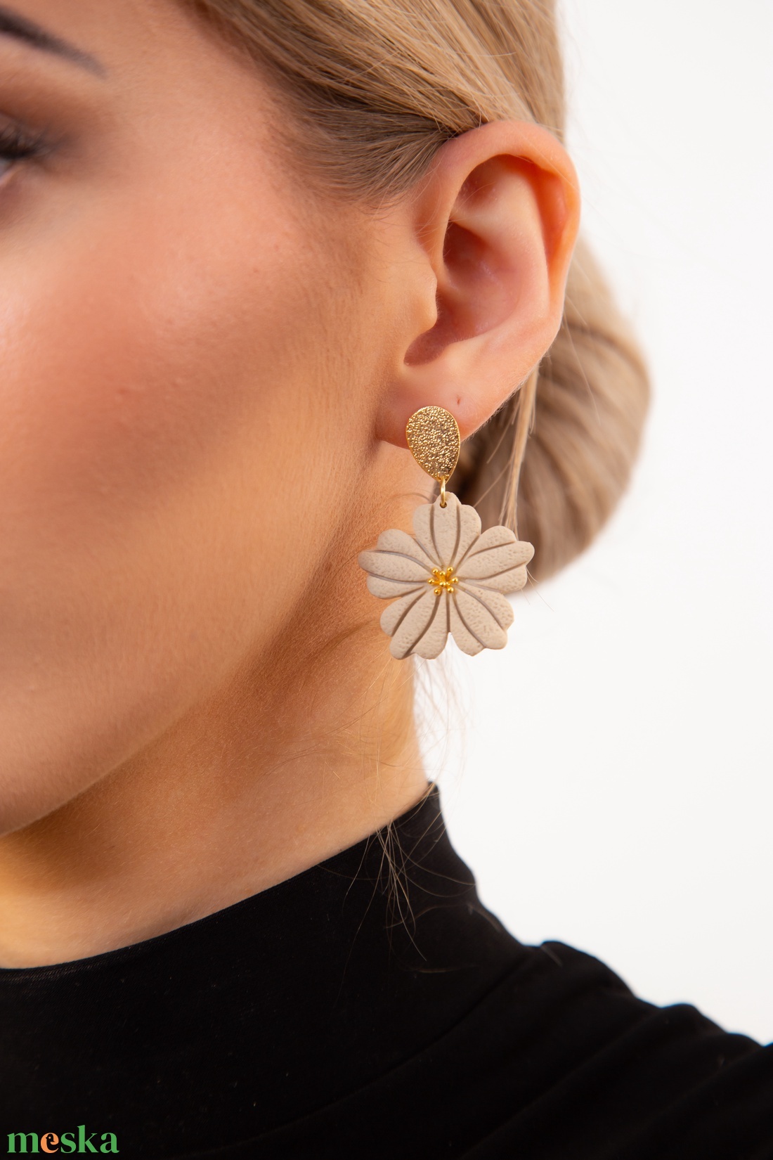 LOTTIE fülbevaló - ékszer - fülbevaló - lógó fülbevaló - Meska.hu